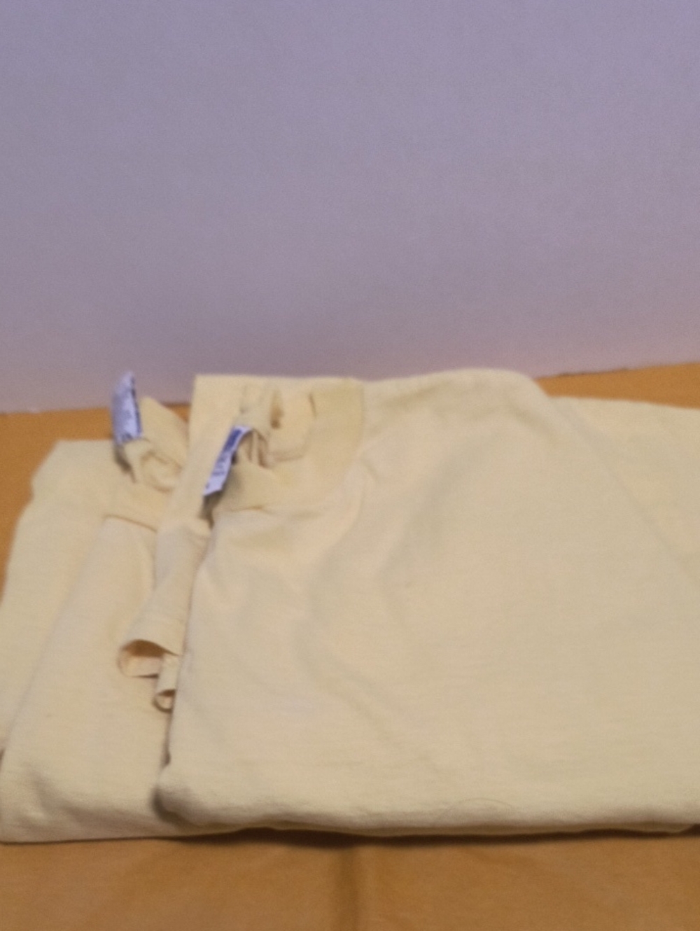 Soft Pale Yellow Pullover T Shirt Bundle Of 2  XL B9